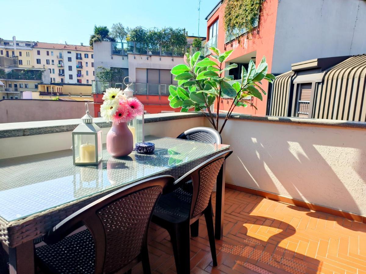 Exclusive And Unobtainable Big Terrace In Milano Downtown With Ac, Wifi, Subway M1 And M2 In Shopping Area Apartment Exterior photo